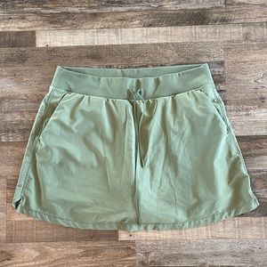 Womens Zella All Day Skort. Size Large. Worn once. Great condition.